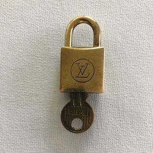 #218 Louis Vuitton Lock and Key -possible chain